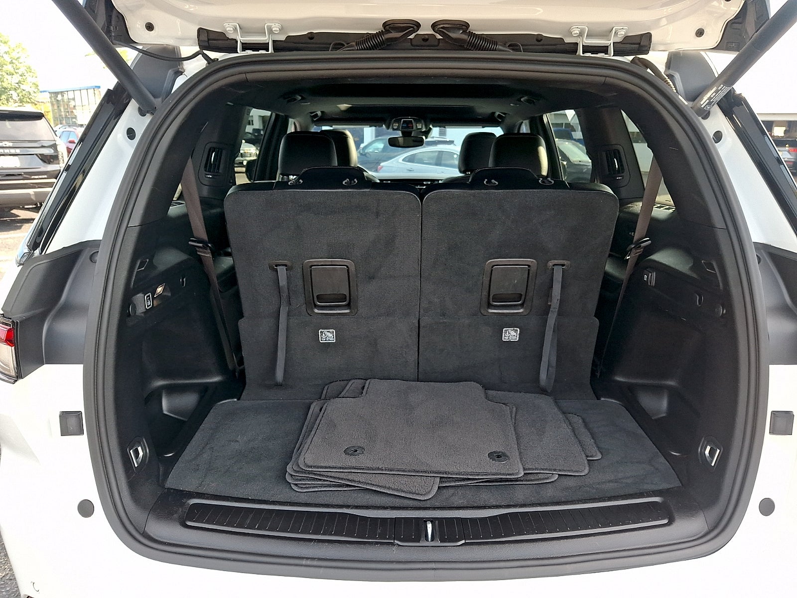 2023 Jeep Grand Cherokee L Altitude 4x4