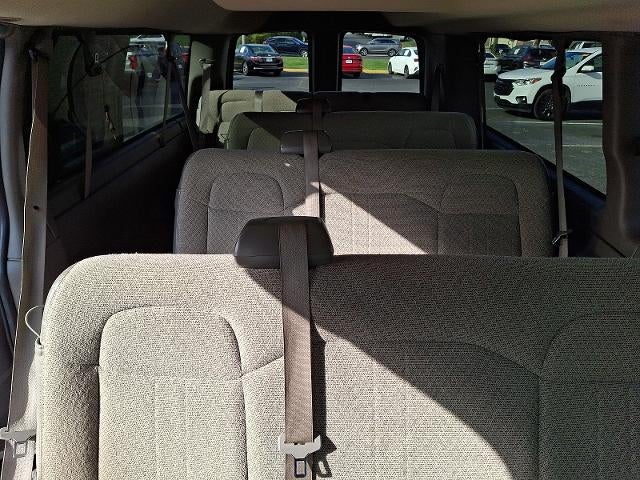 2024 Chevrolet Express Passenger 3500 1LT