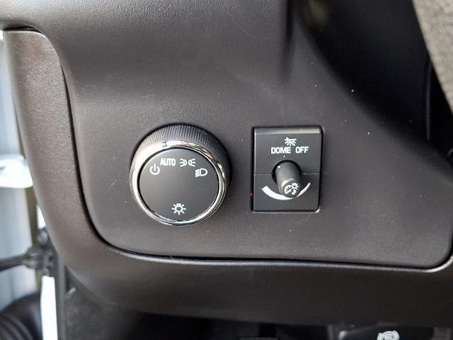 2024 Chevrolet Express Passenger 3500 1LT