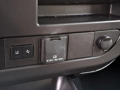 2024 Chevrolet Express Passenger 3500 1LT