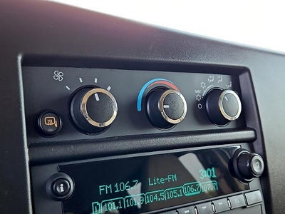 2024 Chevrolet Express Passenger 3500 1LT