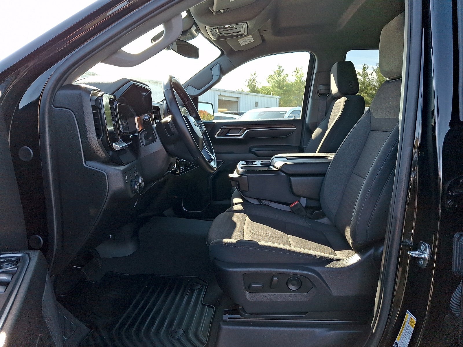 2025 Chevrolet Silverado 1500 LT (2FL)