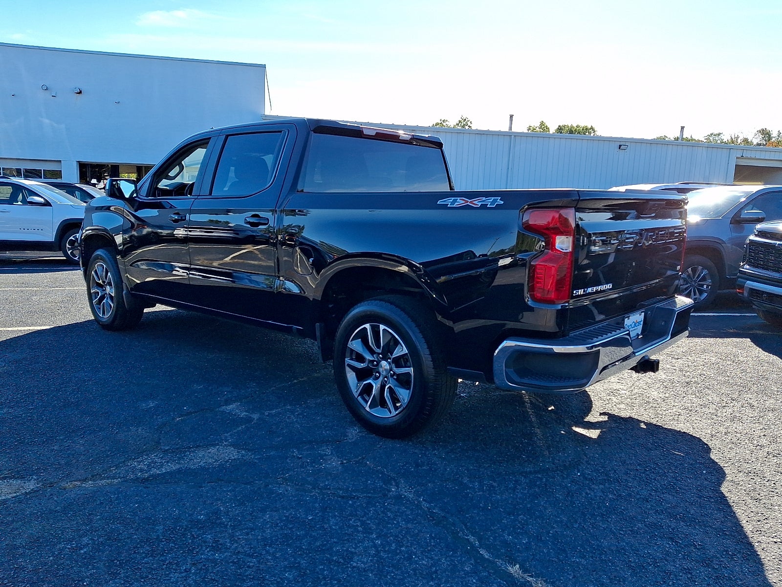 2025 Chevrolet Silverado 1500 LT (2FL)