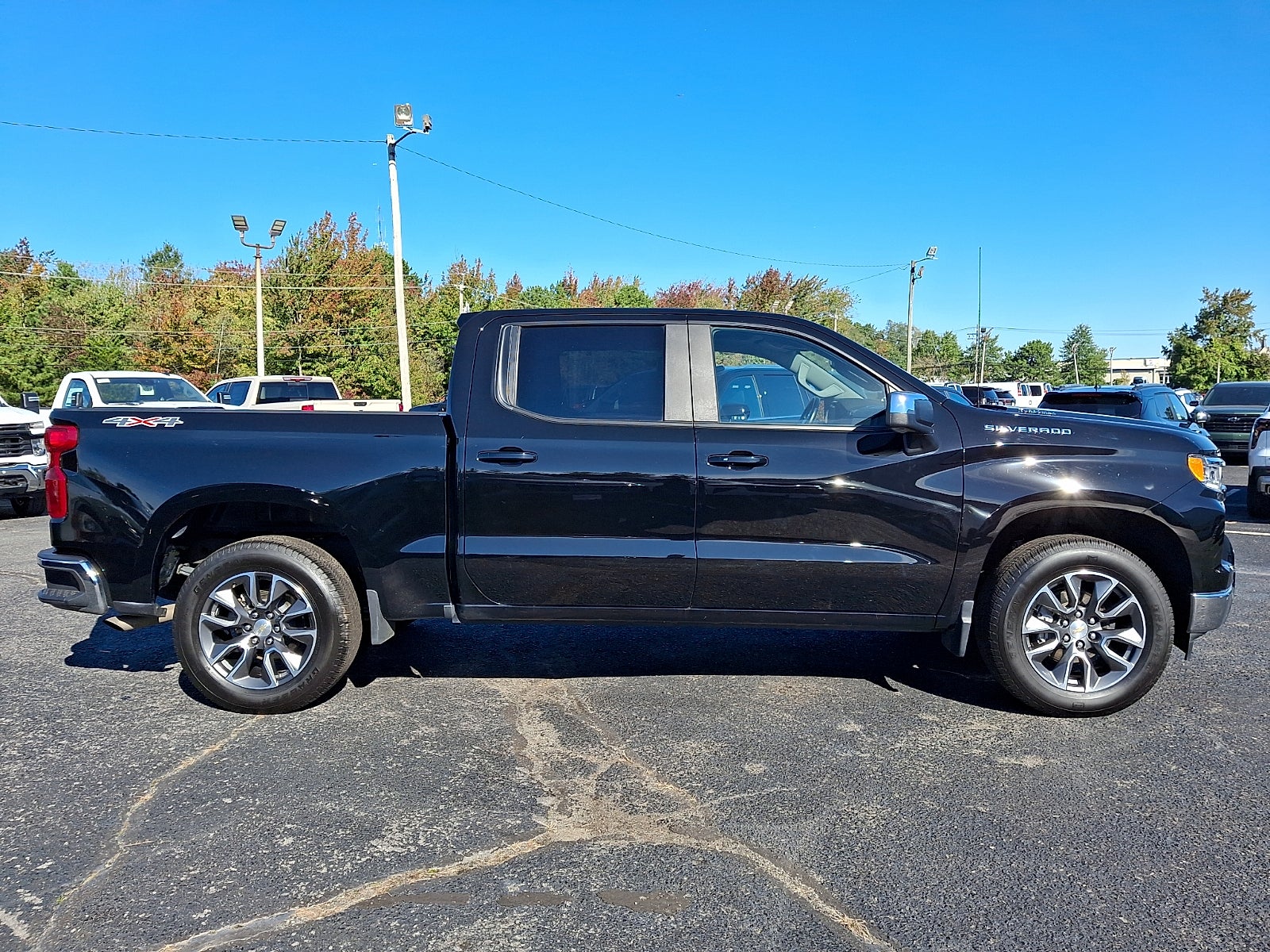2025 Chevrolet Silverado 1500 LT (2FL)