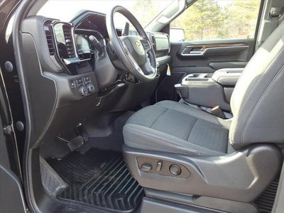 2022 Chevrolet Silverado 1500 LT (2FL)