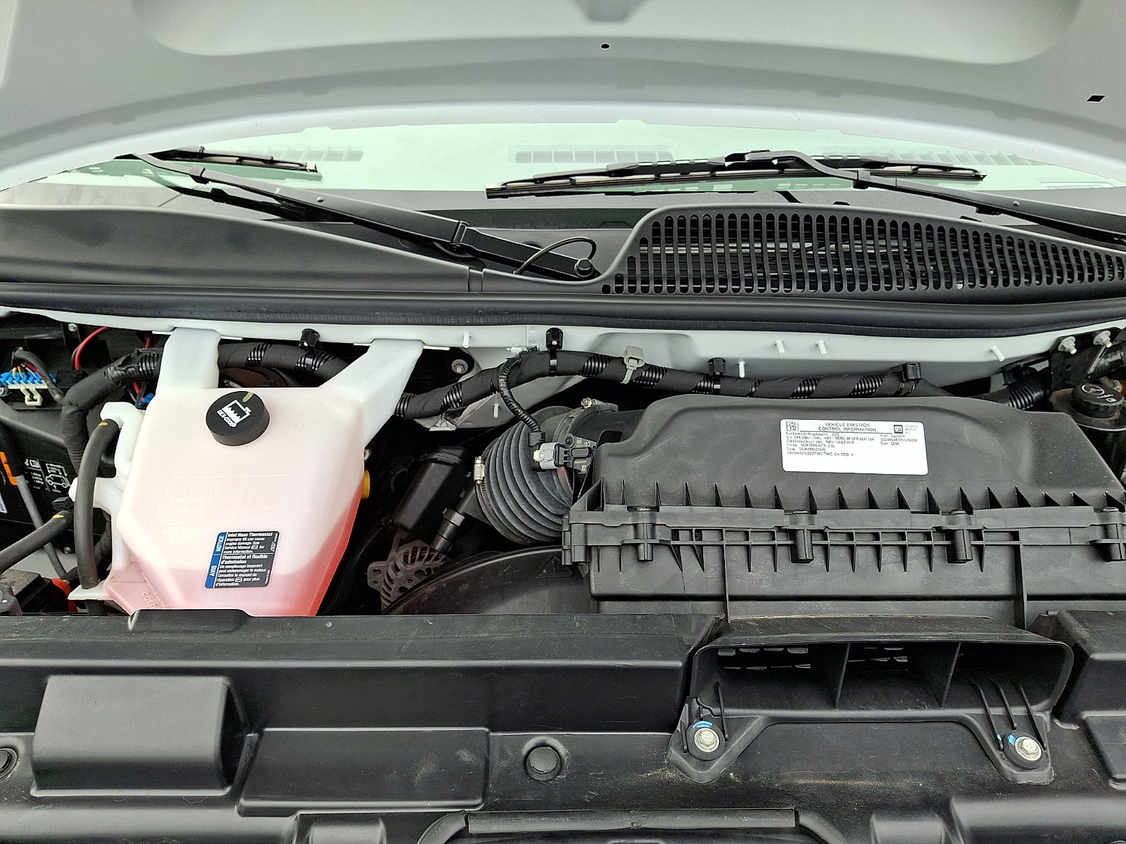 2025 Chevrolet Express Cargo Base