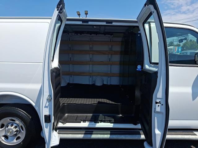 2025 Chevrolet Express Cargo Base