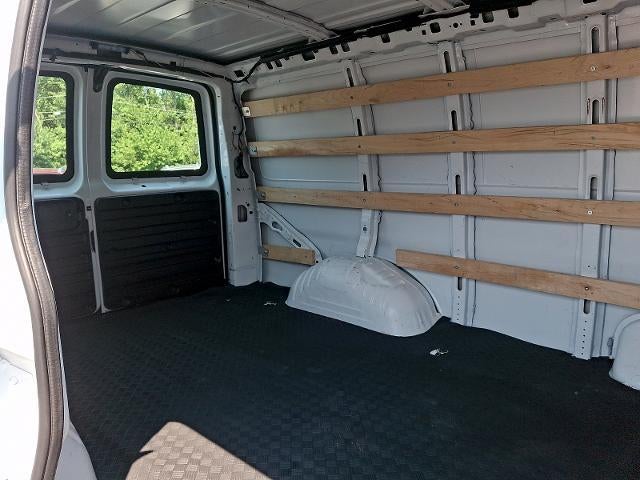 2025 Chevrolet Express Cargo Base