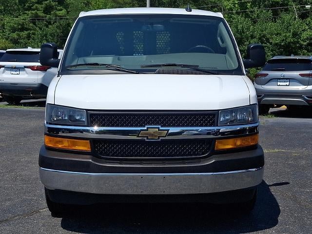 2025 Chevrolet Express Cargo Base