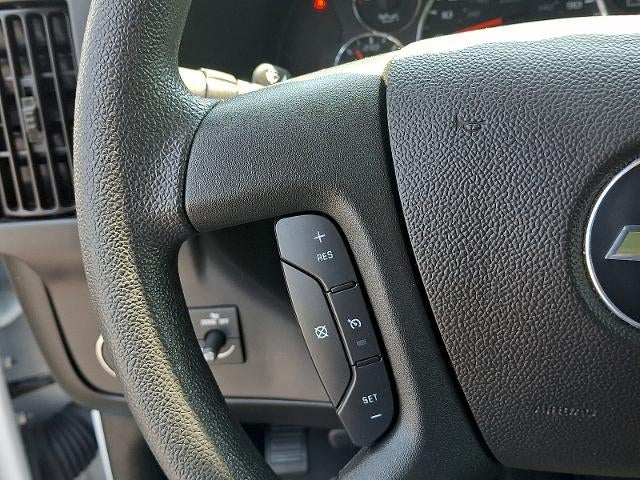 2025 Chevrolet Express Cargo Base