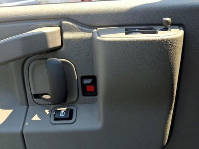 2025 Chevrolet Express Cargo Base