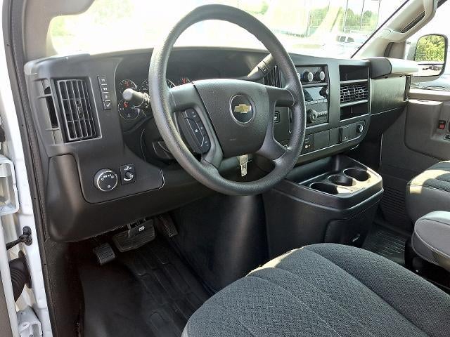 2025 Chevrolet Express Cargo Base