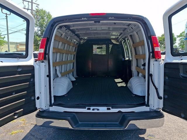 2025 Chevrolet Express Cargo Base
