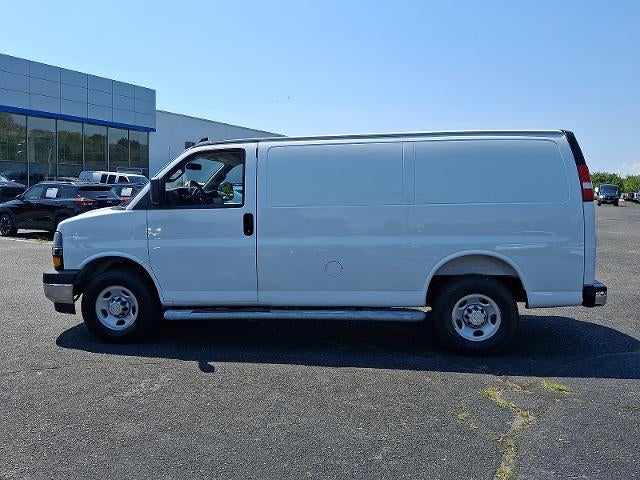 2025 Chevrolet Express Cargo Base