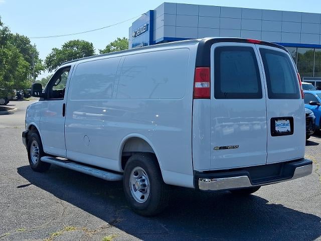 2025 Chevrolet Express Cargo Base