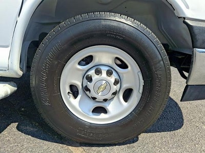 2025 Chevrolet Express Cargo Base