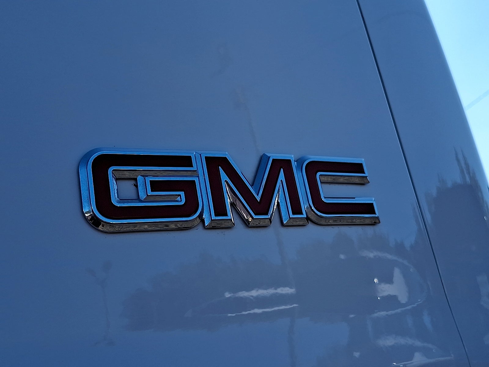 2025 GMC Savana Passenger LT - Photo 29