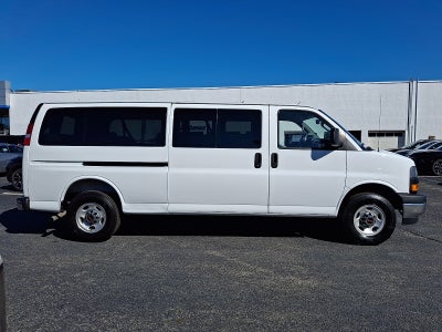2025 GMC Savana Passenger LT