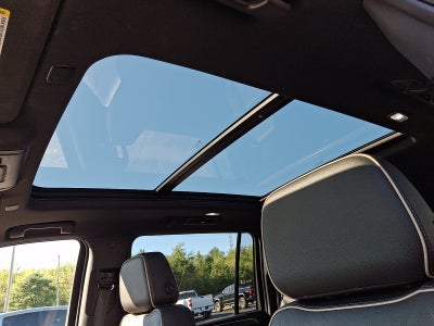 2022 GMC Yukon XL SLT