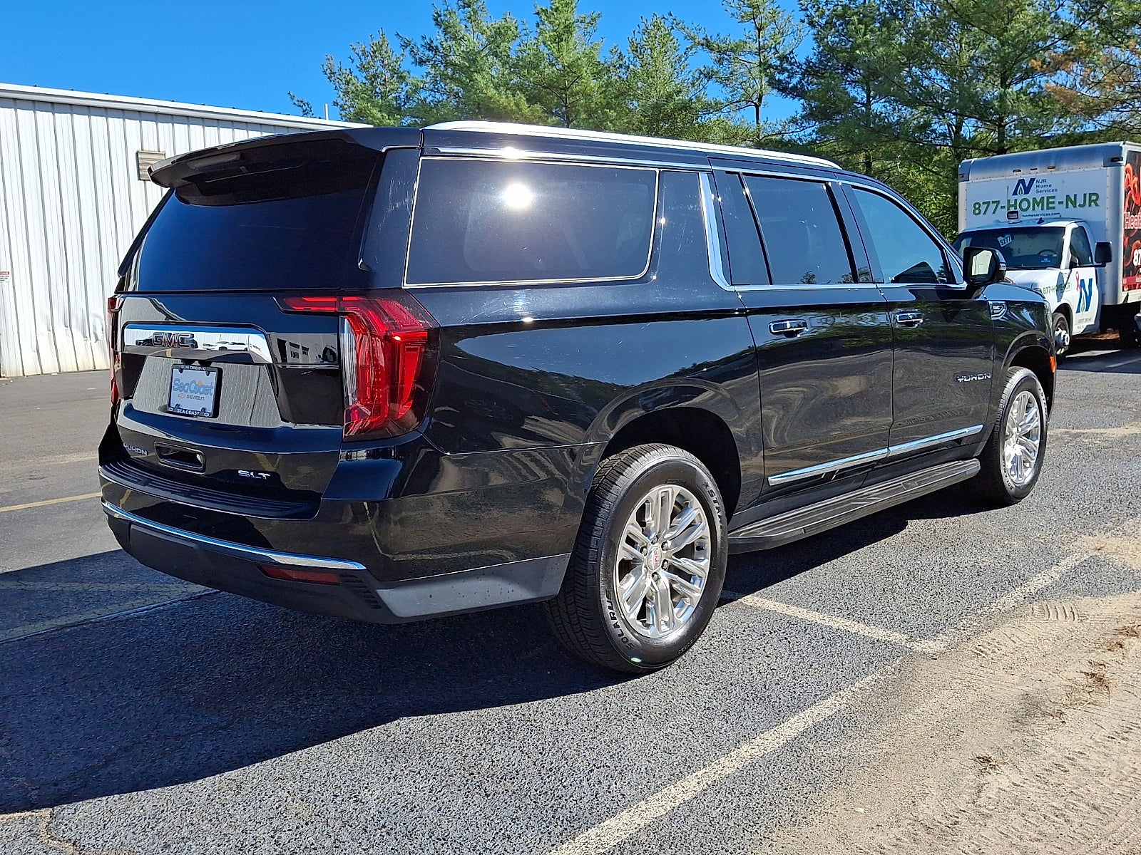 2022 GMC Yukon XL SLT