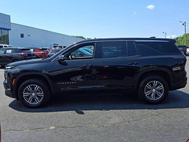 2024 Chevrolet Traverse LS