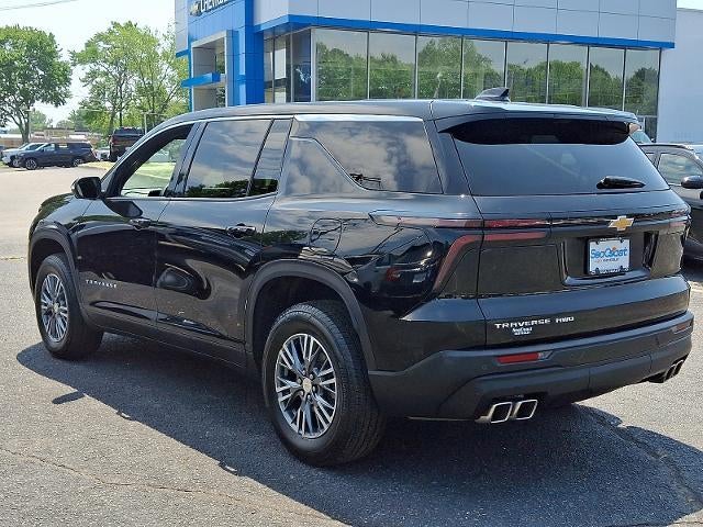 2024 Chevrolet Traverse LS