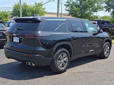 2024 Chevrolet Traverse LS