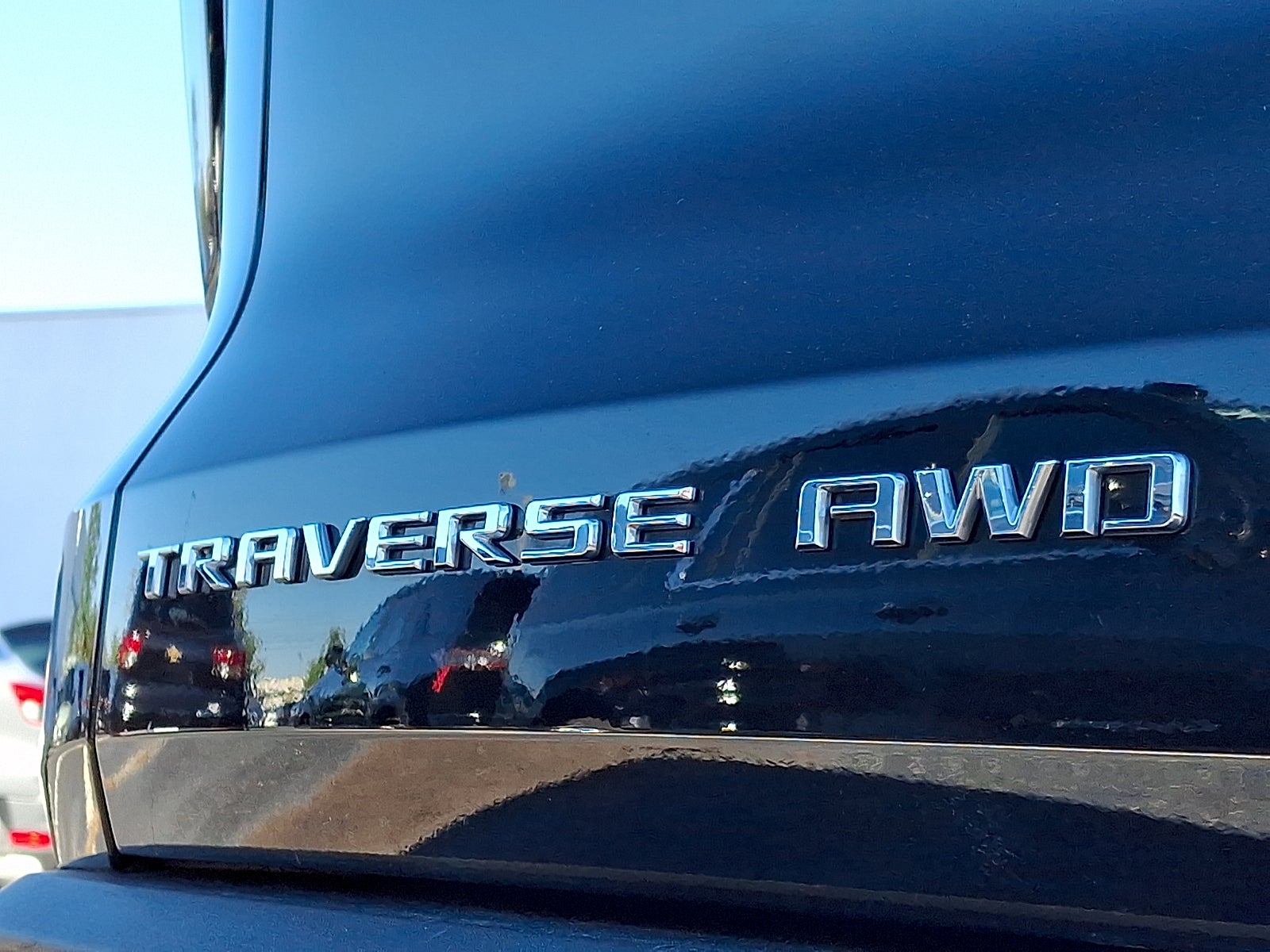 2024 Chevrolet Traverse LT