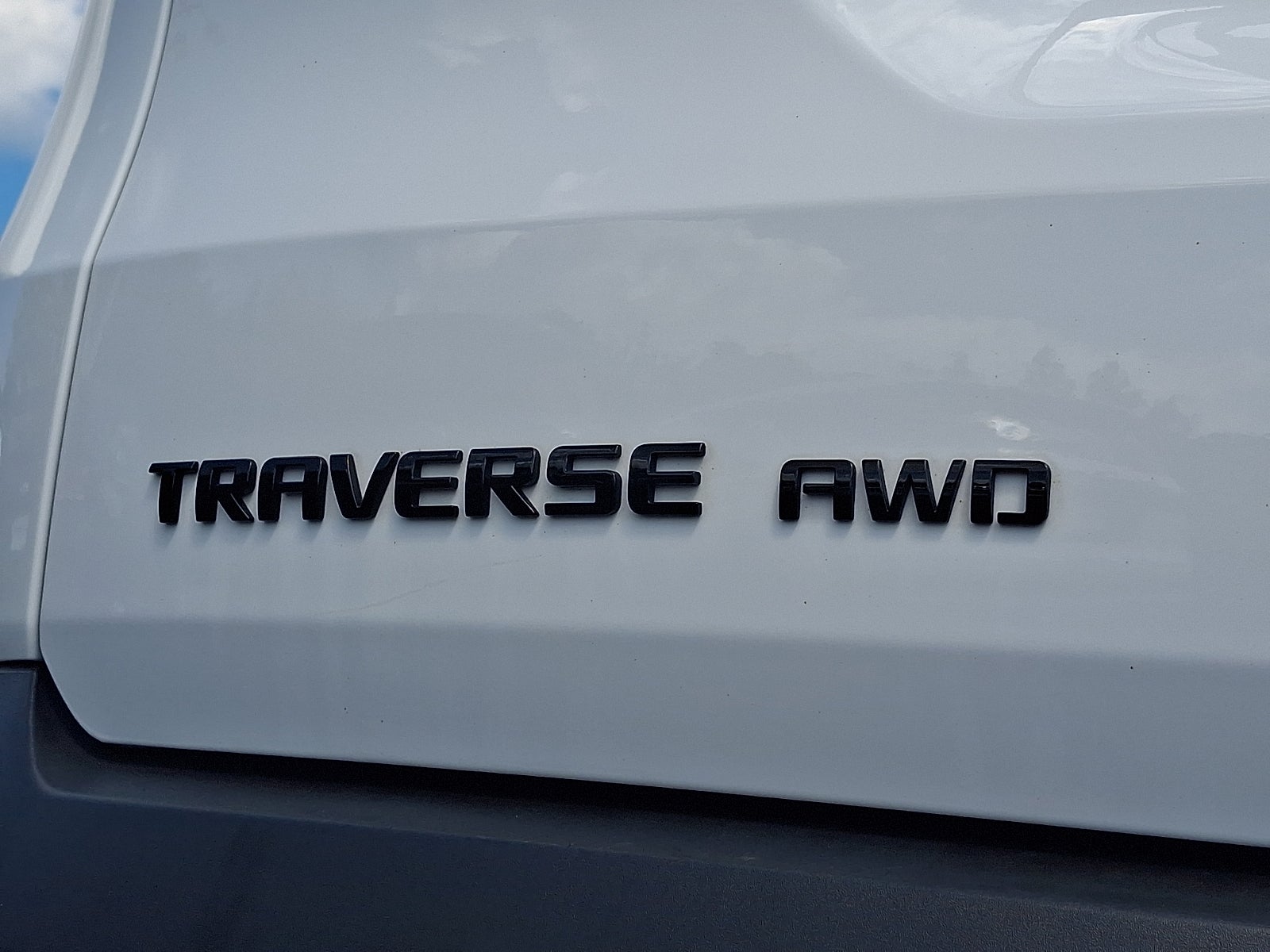 2023 Chevrolet Traverse RS