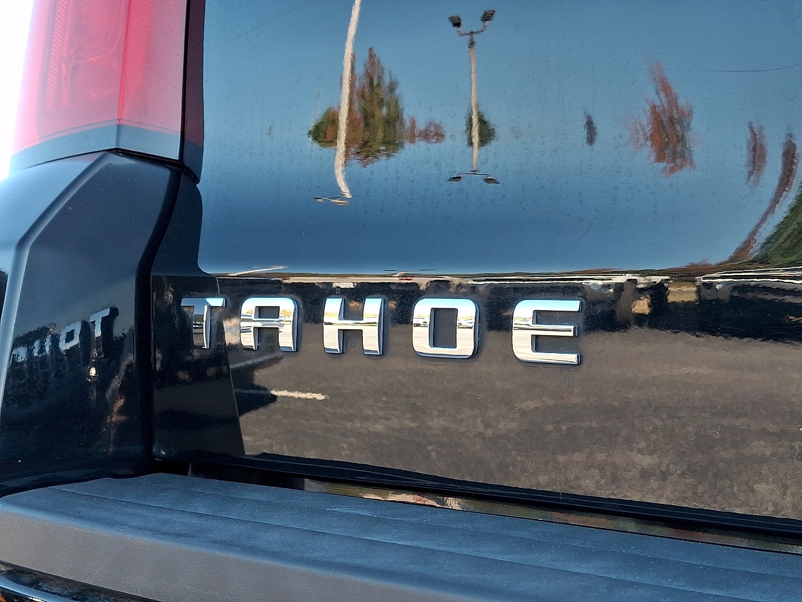 2016 Chevrolet Tahoe LT - Photo 32