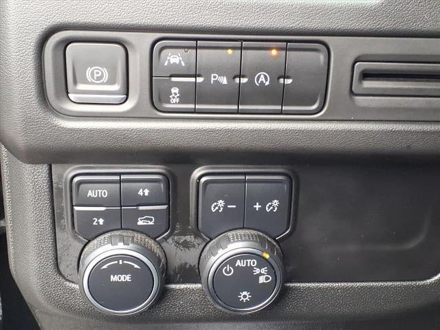 2023 Chevrolet Suburban LS