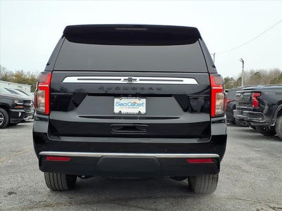 2023 Chevrolet Suburban LS