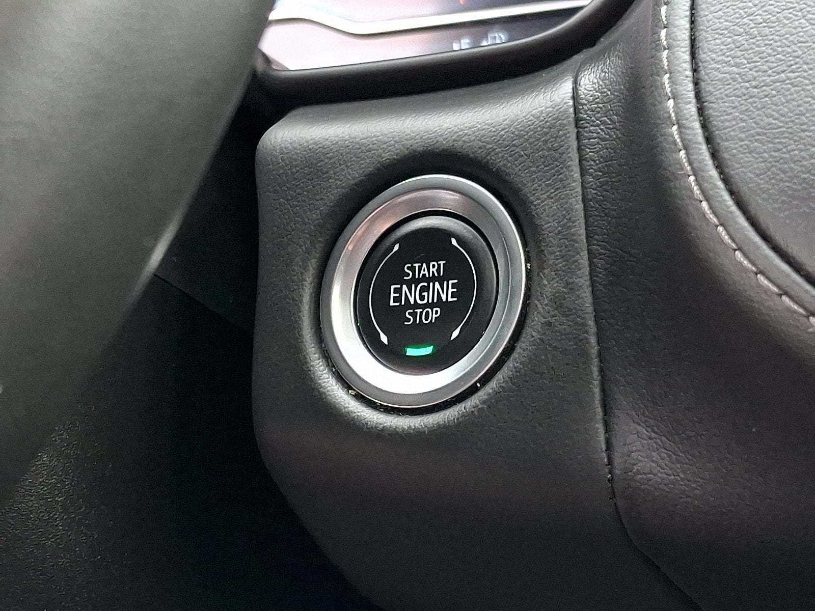 2024 Chevrolet Suburban LT - Photo 25