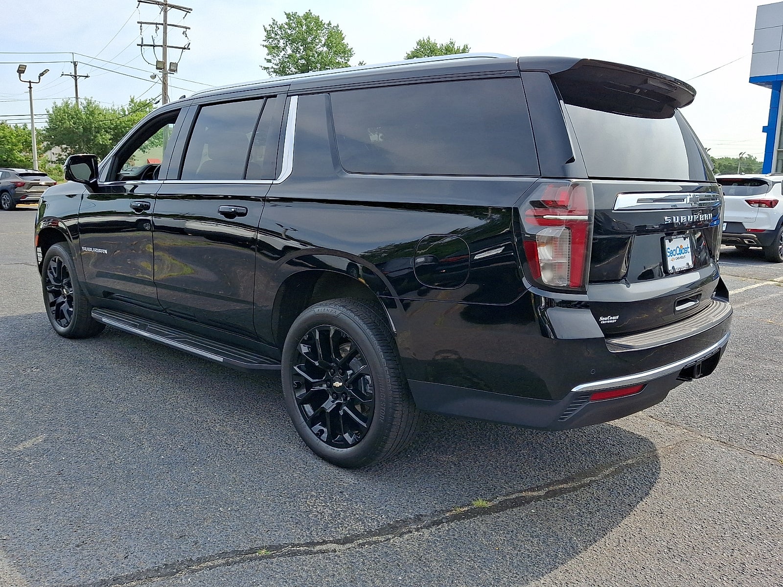 2024 Chevrolet Suburban LT
