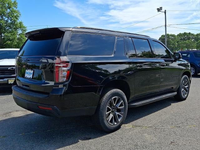 2024 Chevrolet Suburban RST