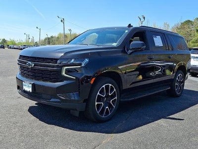 2023 Chevrolet Suburban RST
