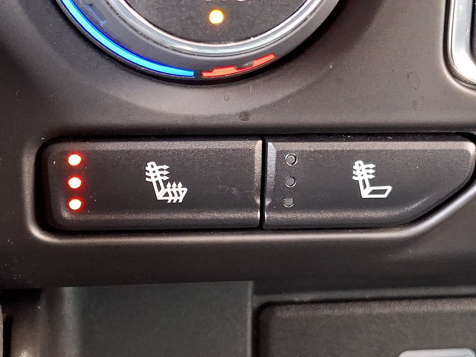 2023 Chevrolet Suburban RST - Photo 26