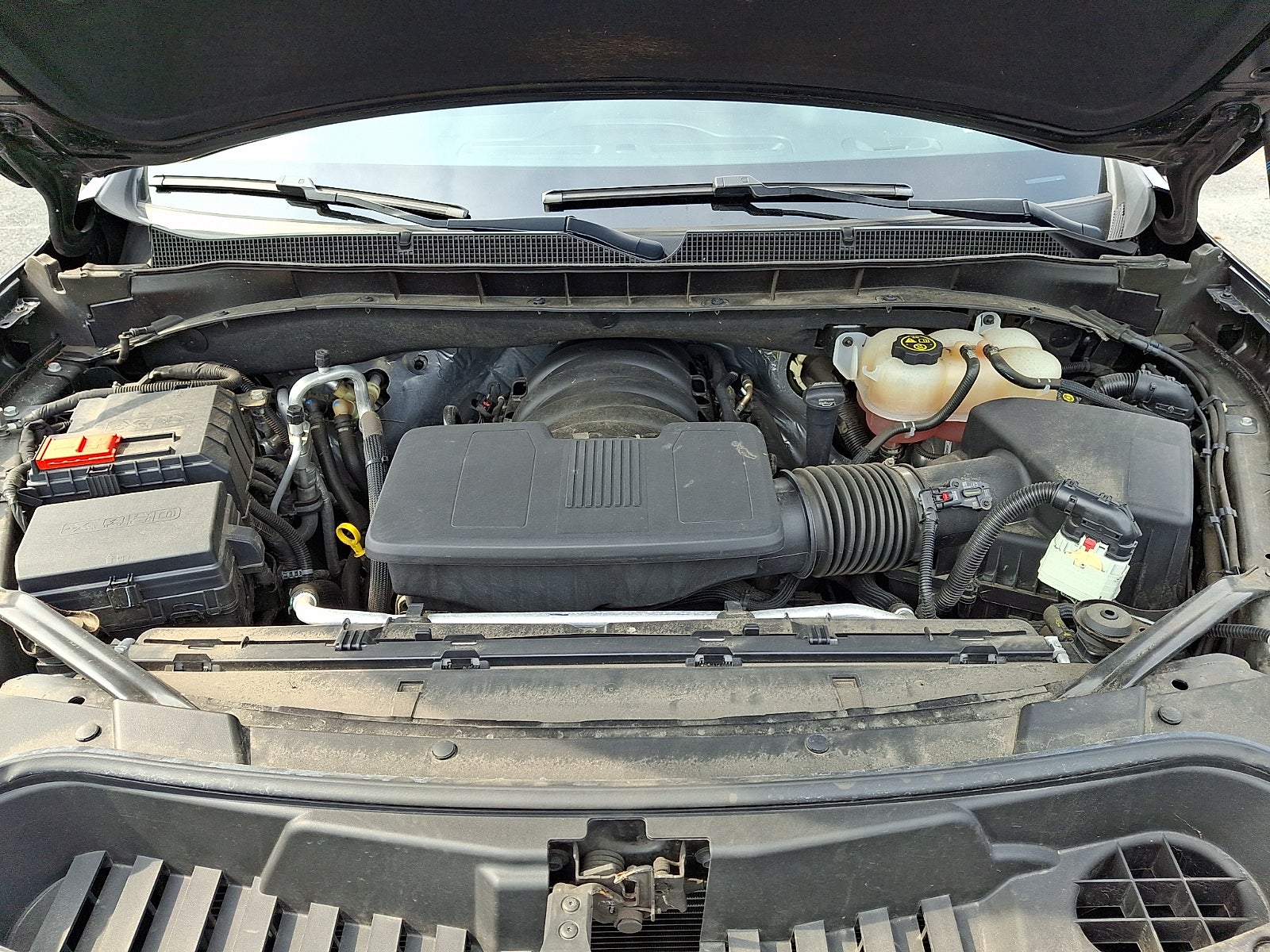 2023 Chevrolet Suburban RST - Photo 29