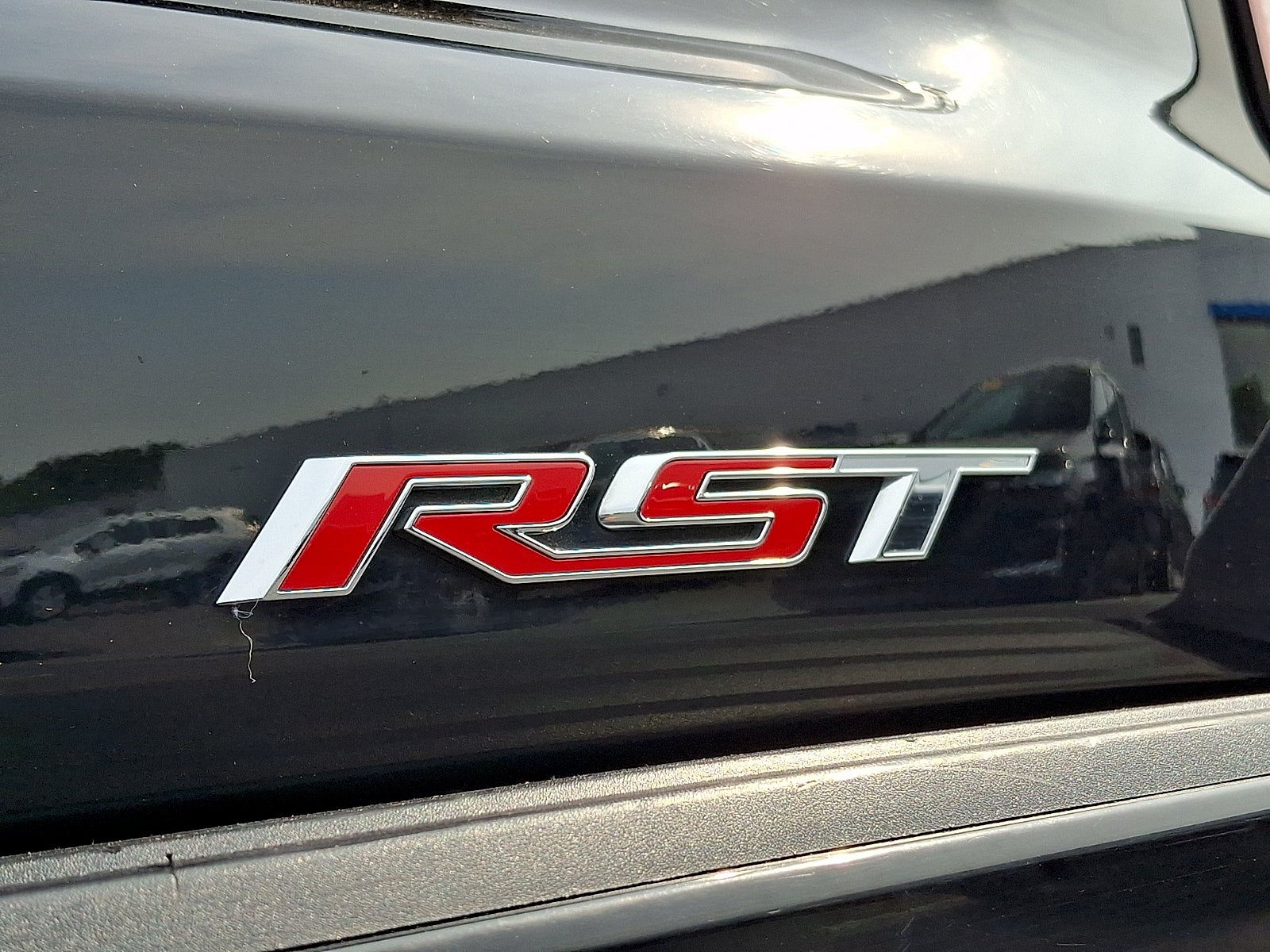 2023 Chevrolet Suburban RST - Photo 32