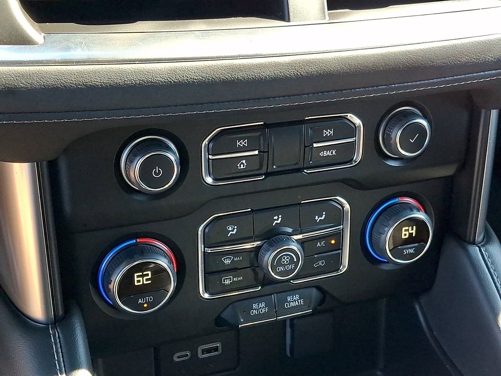 2024 Chevrolet Tahoe LS
