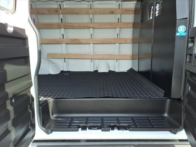 2024 GMC Savana Cargo 2500 Base