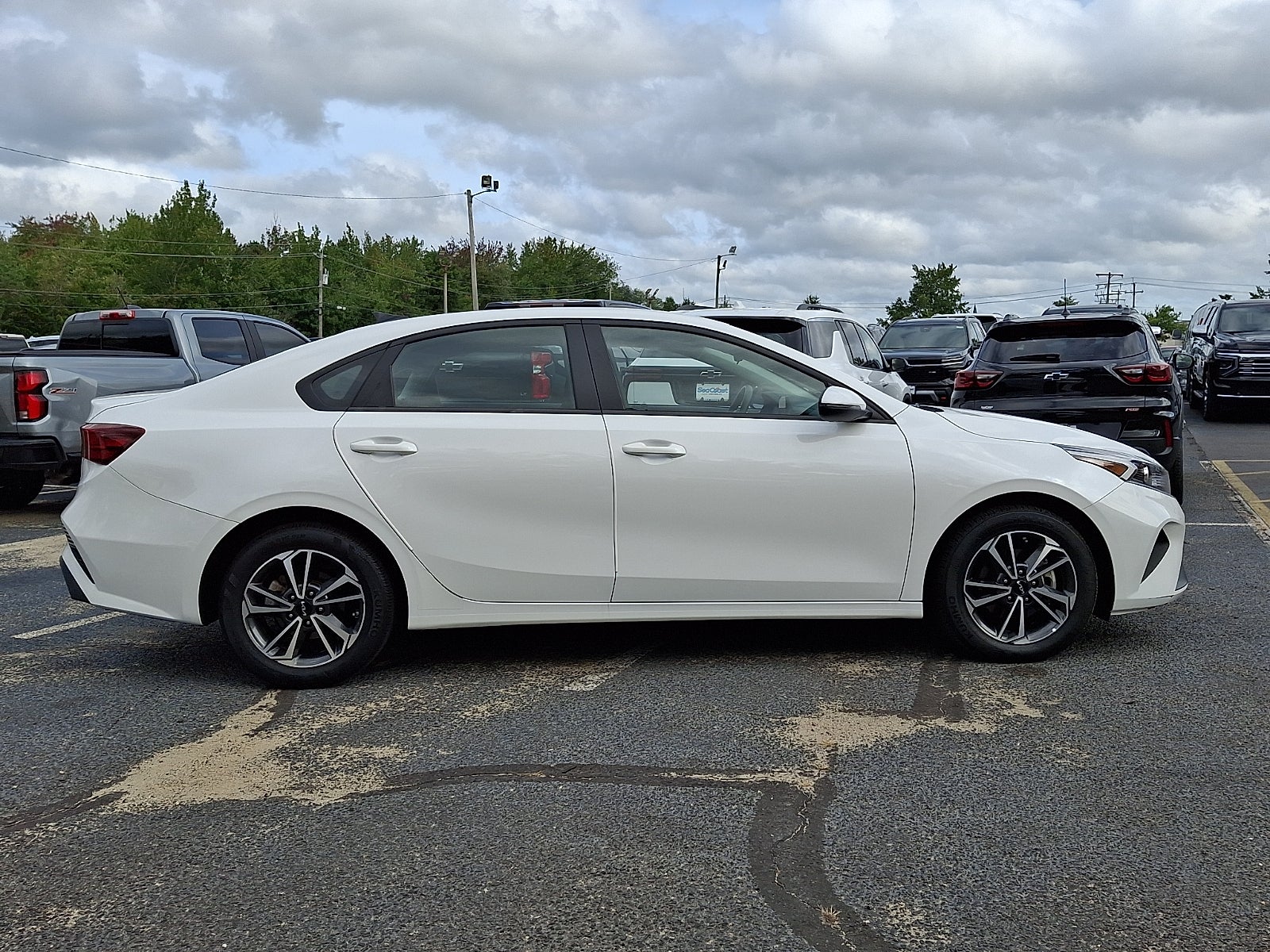 2023 Kia Forte LXS