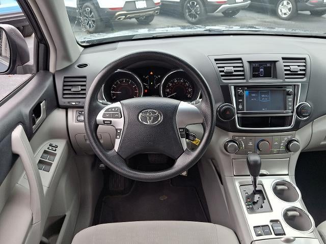 2013 Toyota Highlander Base V6