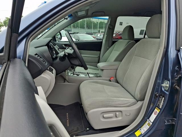 2013 Toyota Highlander Base V6