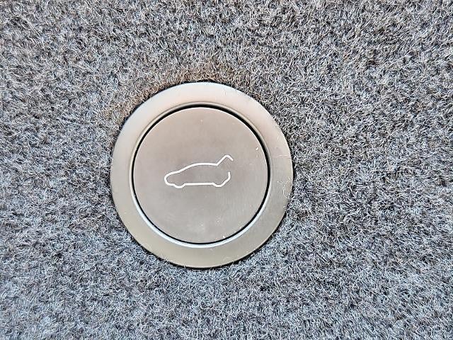 2023 Tesla Model S Base