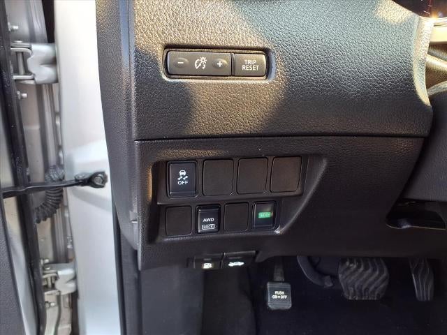 2017 Nissan Rogue Sport SV